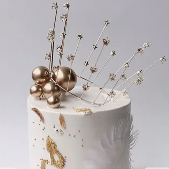 Birthday cake crown - new - Picture 1 of 5